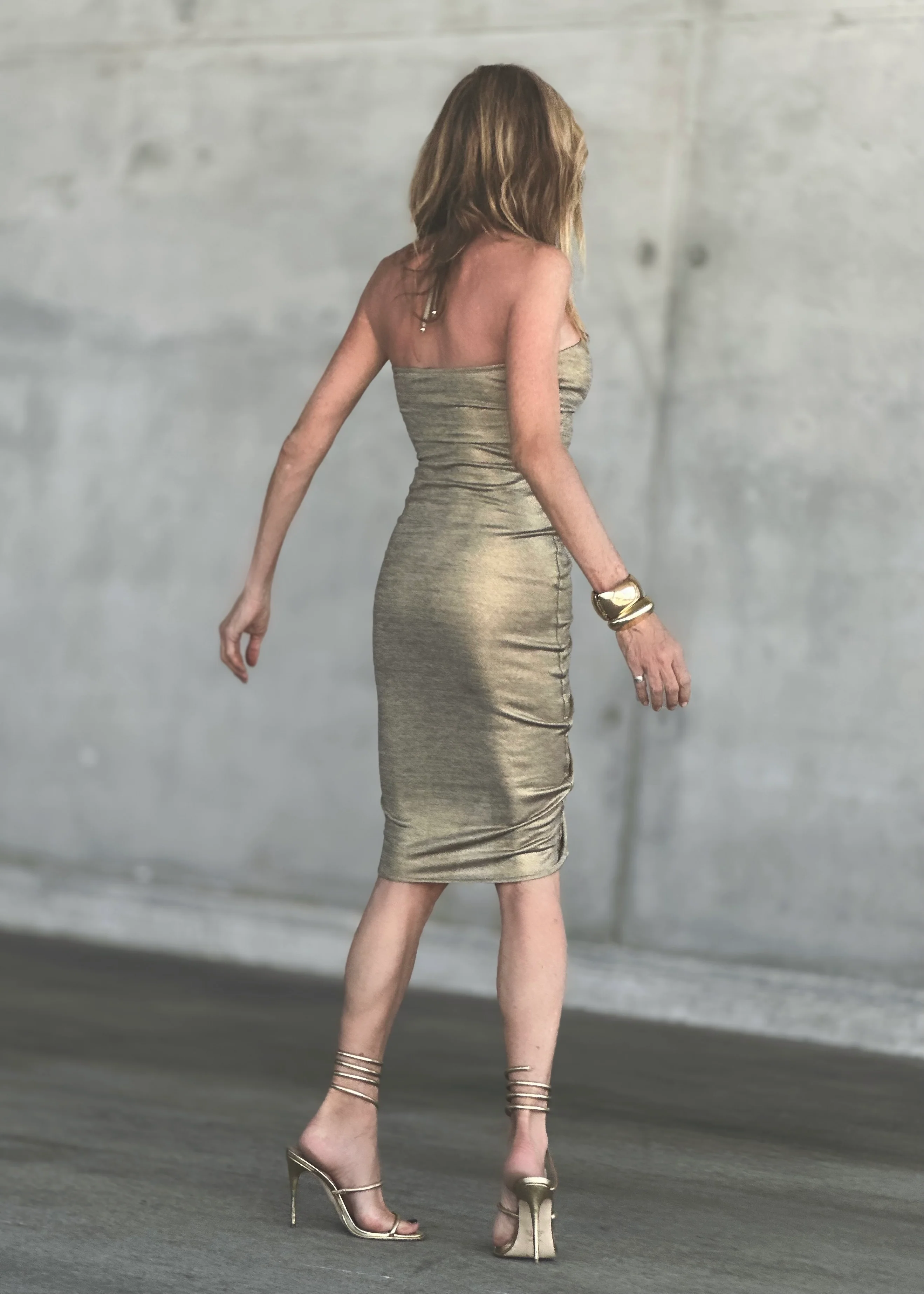 Gwen Dress Vintage Gold (Limited Edition) - Image 6