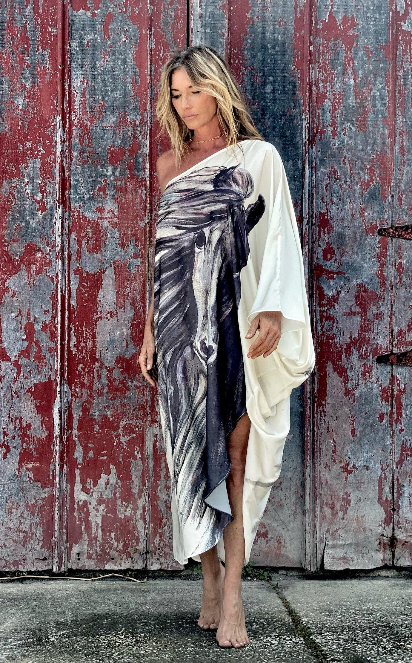 Renee Kaftan Horse - Image 4