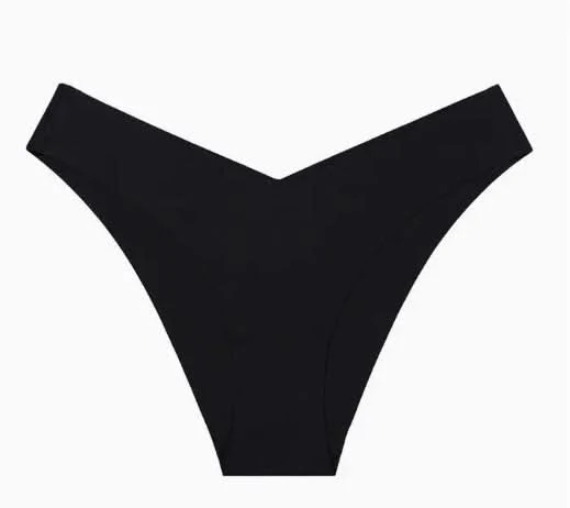 SoftFit Seamless Breathable Triangle Panty - Image 6