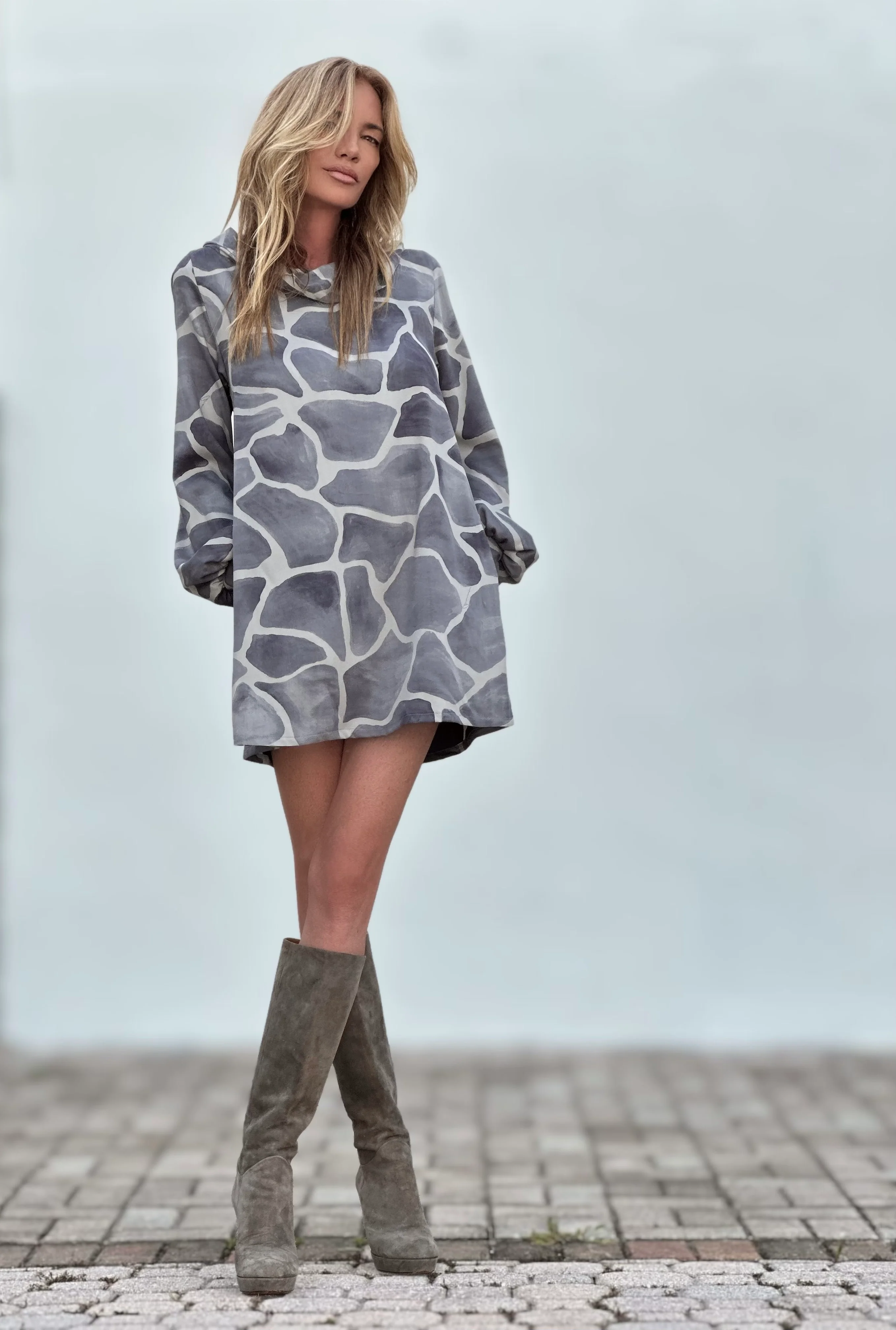 Tian Dress Gray Giraffe - Image 9